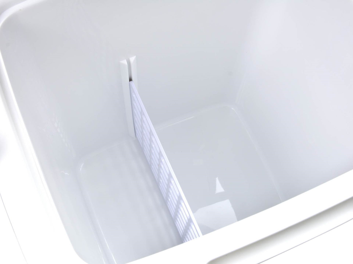 Cutie frigorifica 12V / 230V 32L LCD METER, GEKO G80507