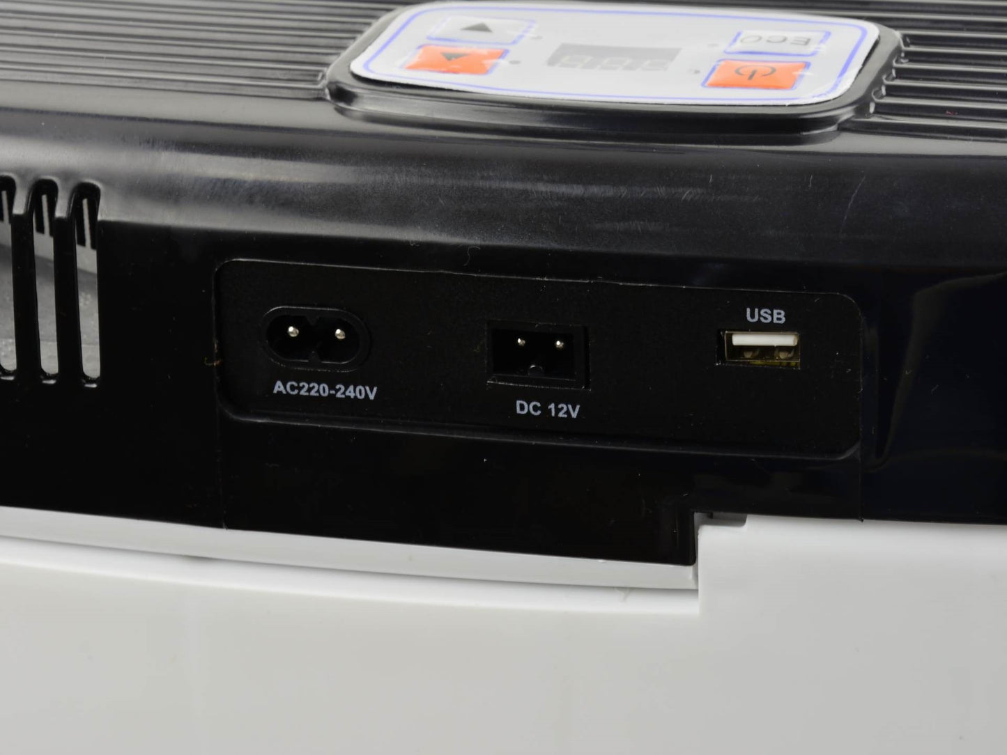 Cutie frigorifica 12V / 230V 32L LCD METER, GEKO G80507