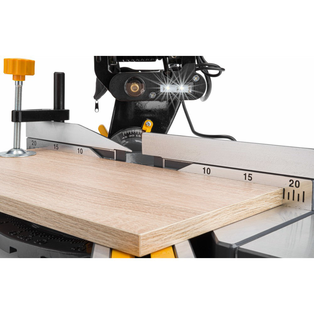 Fierastrau circular pentru lemn 2400W LED, Powermat PM-UK-2400M