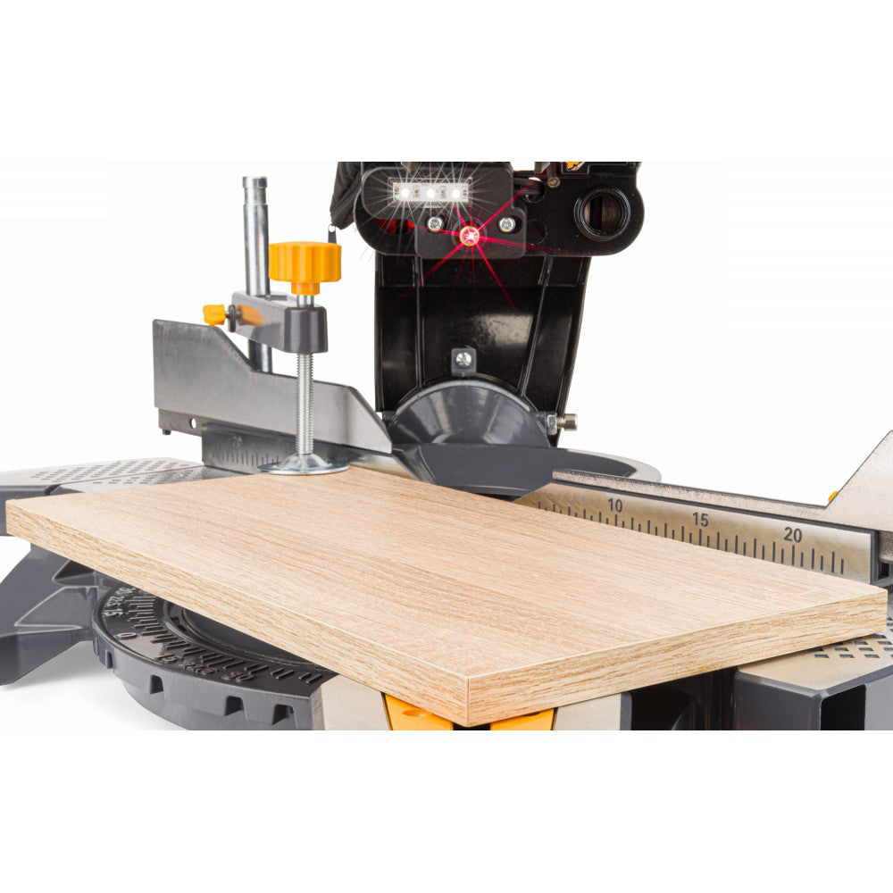 Fierastrau circular cu ghidaj pentru lemn 2200W, Powermat PM-UK-2200M