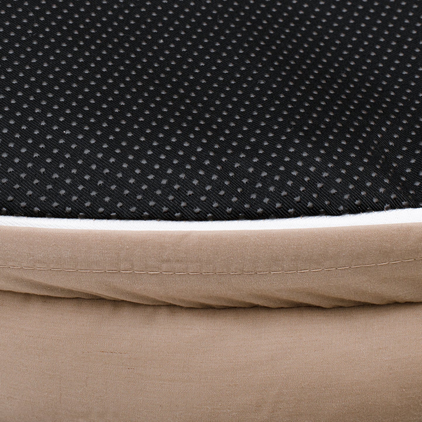 Incalzitor pentru animale, 76 x 58 cm, suprafata incalzita 50 x 42 cm, husa detasabila, Camry CR7431