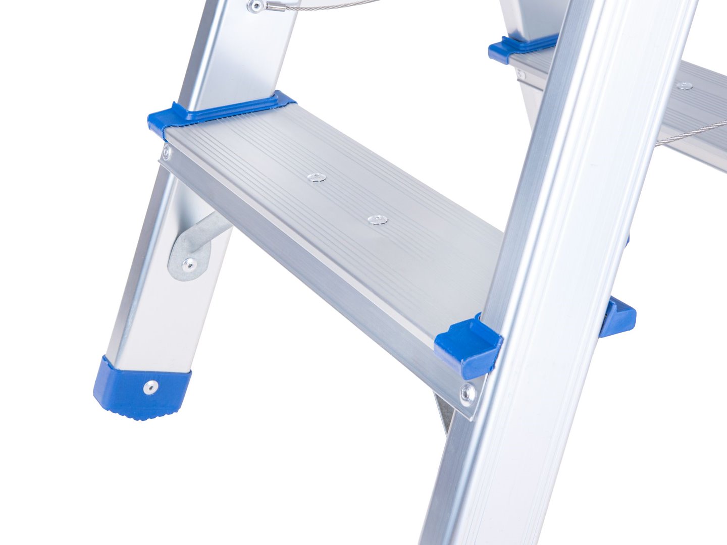 Scara dubla din aluminiu cu 3 trepte, inaltime de lucru 2.19 m, capacitate maxima 150 kg, Geko G02433