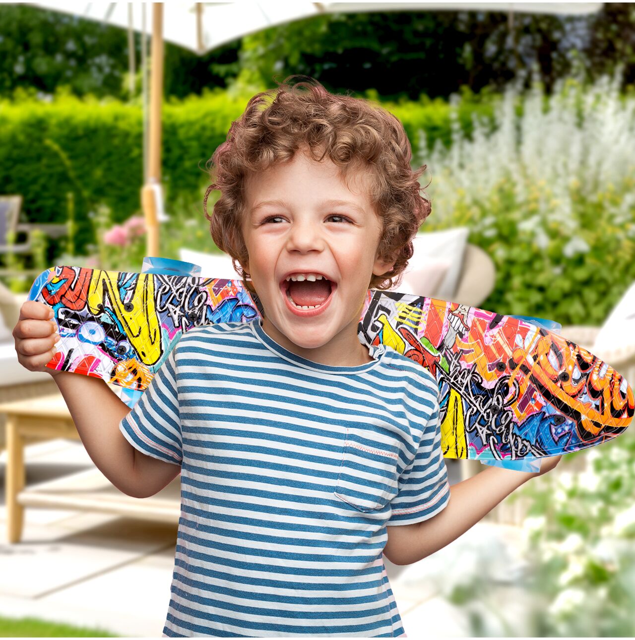 Skateboard Graffiti cu roti luminoase LED RGB, 56x14,5cm, MalPlay 112333