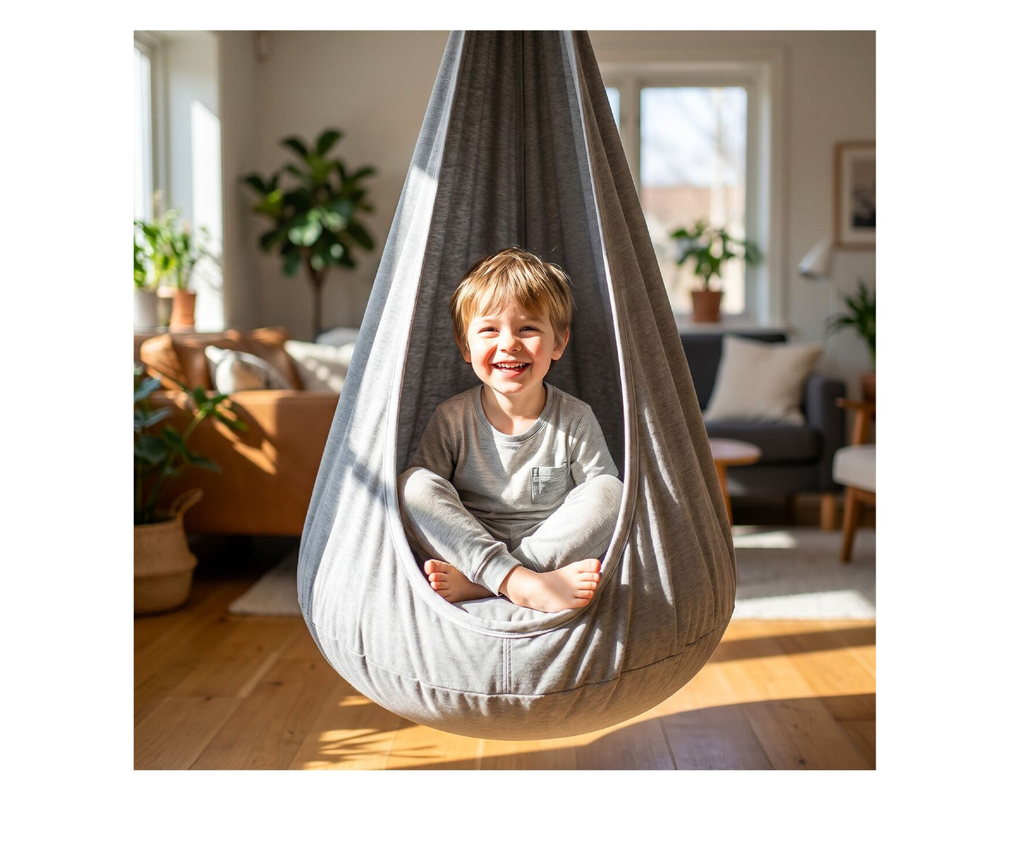 Balansoar suspendat Cocoon pentru copii, capacitate maxima 60 kg, MalPlay 114244