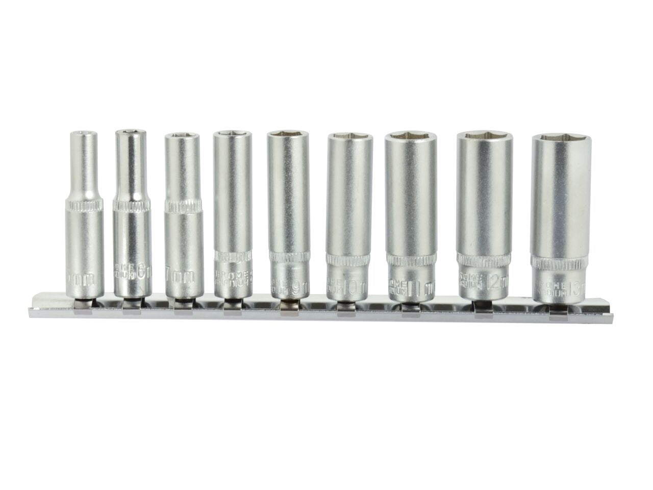 Set chei tubulare 1/4"  9 piese CRV, 5-13mm, suport metalic, GEKO G13540