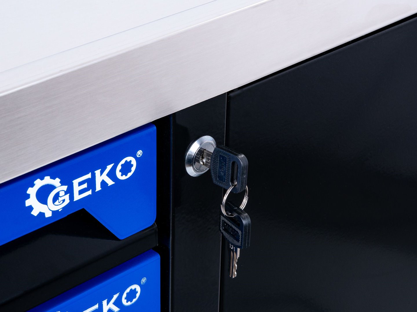 Dulap cu scule pentru atelier, 7 sertare, 407 bucati, Geko G10835