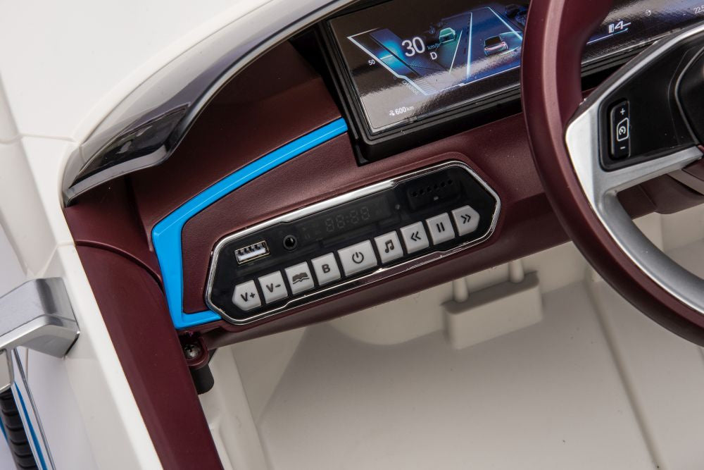 Masina electrica BMW I4 4 x 4, alb, Lean 15760