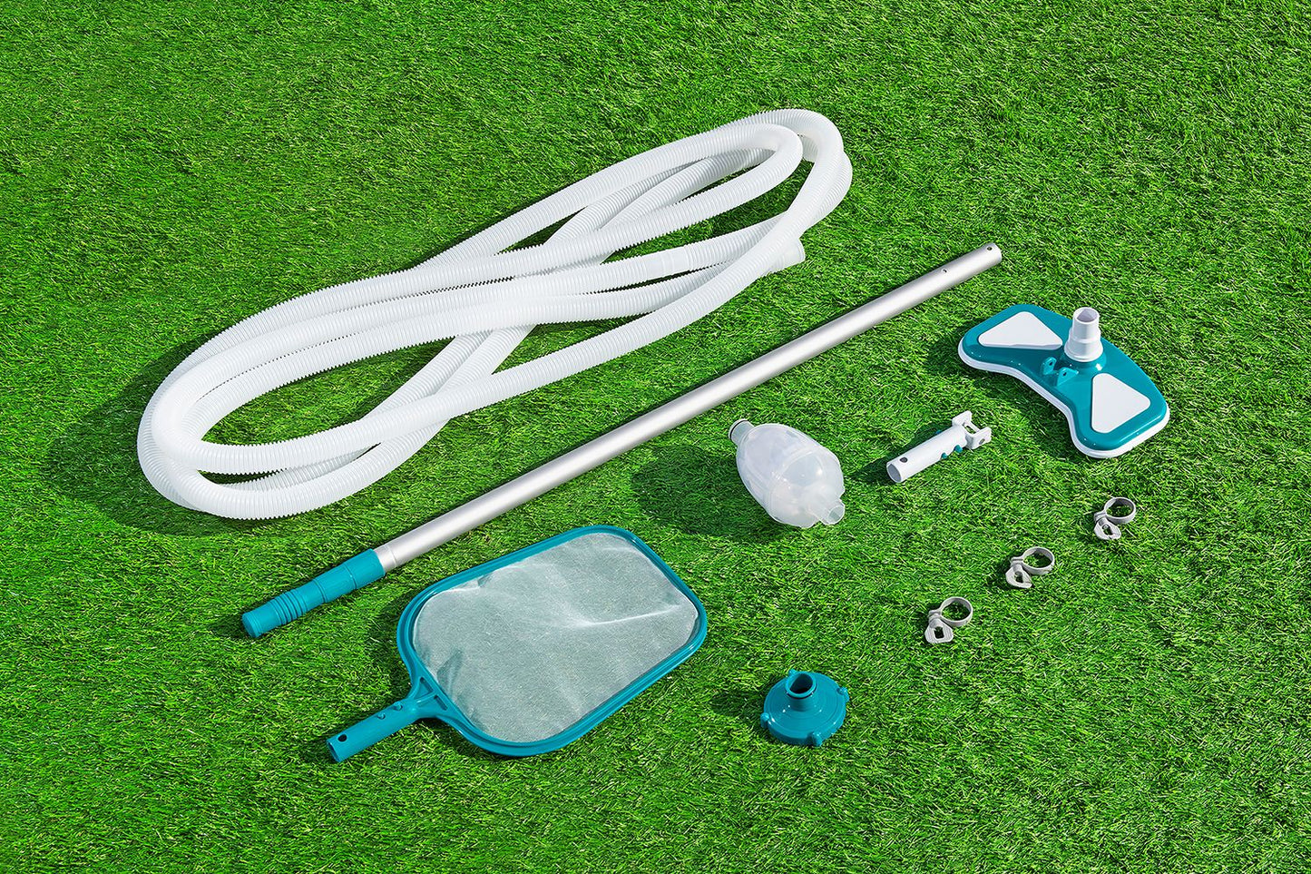 Set intretinere piscina 4 in 1, Ø32 mm/750 cm, plasa, maner telescopic 279 cm, pentru sisteme de filtrare cu debite de la 2.006 l/h, Bestway 16986